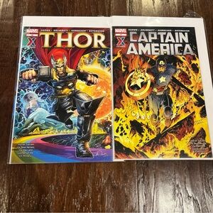 Marvel Thor and Captain America Comic Duo - Red and Blue